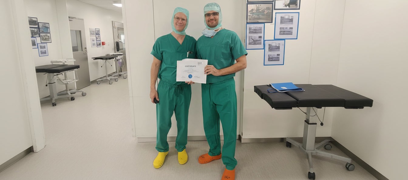 Dr. Sachin Sharma receiving OCM Germany Fellowship Certificate